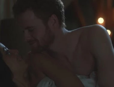 Το άκρως ερωτικό τρέιλερ και σκηνές της ταινίας για Χάρι και Μέγκαν που εξόργισαν το παλάτι! (φωτό, βίντεο)